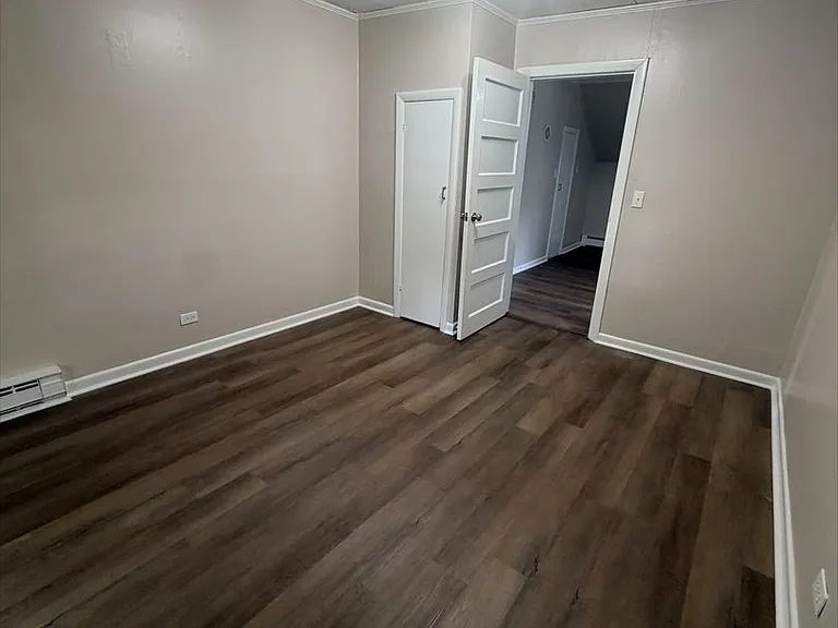 389 Boynton St — Photo 20