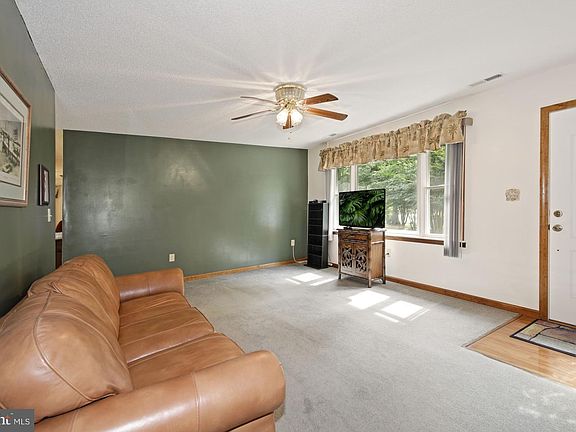 5th image of 25506 Brookside Dr
