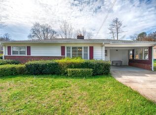 602 S C St, Easley, SC 29640