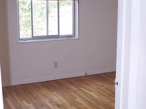 5th image of 1328 Harvard St APT A