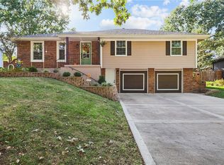 3909 SW 10th St, Blue Springs, MO 64015