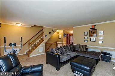 3rd image of 105 Sunny Hill Ct