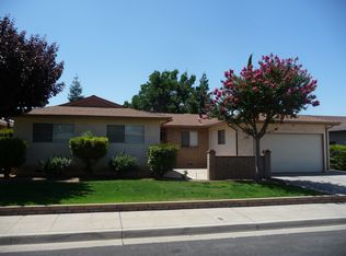 1486 Scott Ave, Clovis, CA 93611