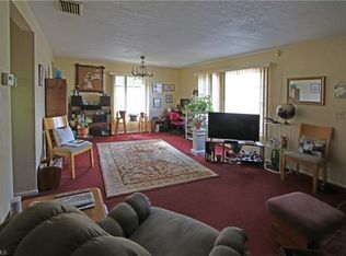 63 Tangerine Ct, Lehigh Acres, FL 33936