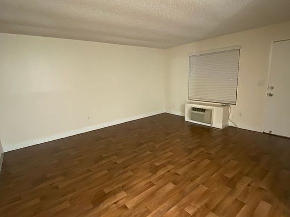 4th image of 1334 N 1st St APT 16