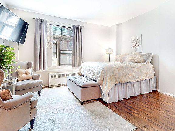 2nd image of 209 W 118th St APT 1H