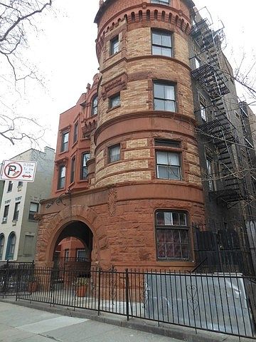 1st image of 483 Clinton Ave APT 1