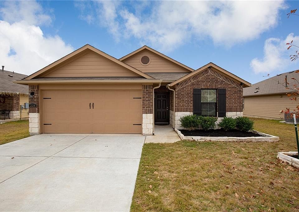 1st image of 228 Camellia Dr