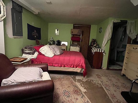 4th image of 408 Oakwood Ave #B