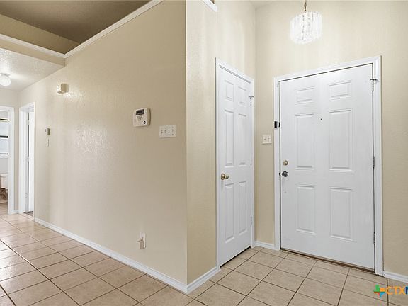 2nd image of 560 Hollow Rd