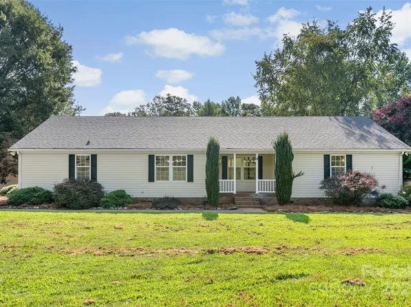 2121 Hephzibah Church Rd, Bessemer City, NC 28016