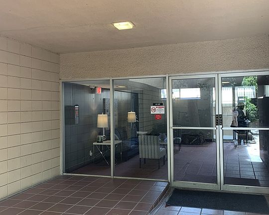 2nd image of 1115 Cordova St APT 123