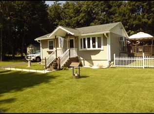 5 Keith Rd, Hopatcong, NJ 07843