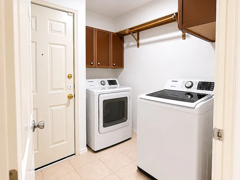18710 Woodbreeze Dr — Photo 10