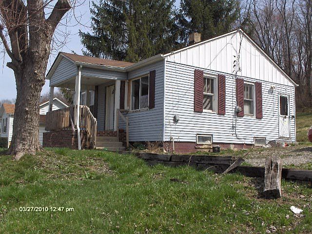 1st image of 409 Gallia St