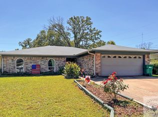 107 Oak St, New Boston, TX 75570