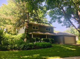 2940 Kucera Dr, Lincoln, NE 68502