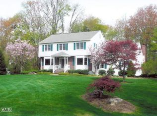 1 A Maplecrest Dr, Danbury, CT 06811