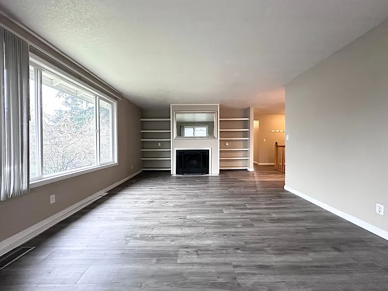 6300 SW Fisher Ave — Photo 3