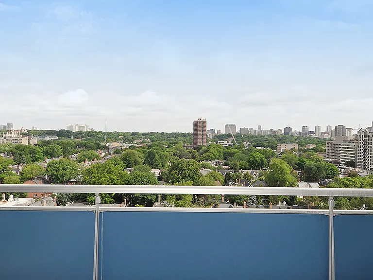 20 Prince Arthur Ave — Photo 6