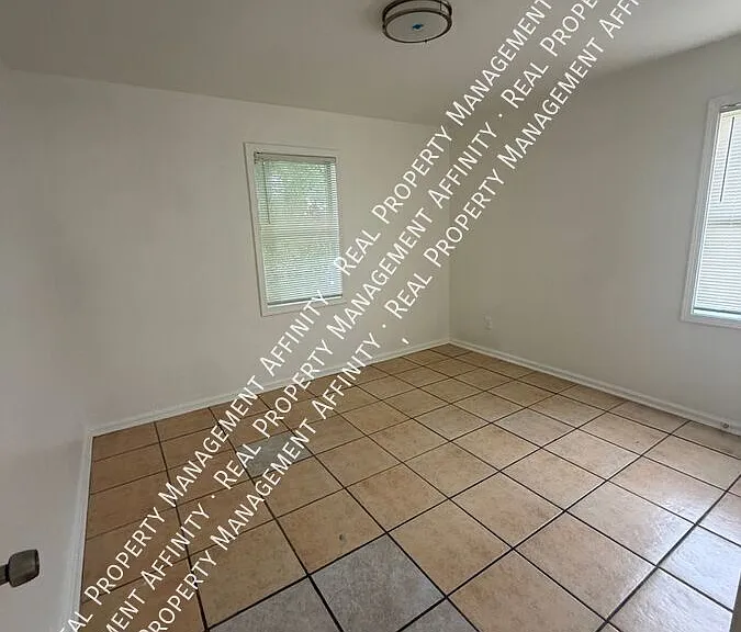 639 Mississippi Blvd #1 — Photo 10
