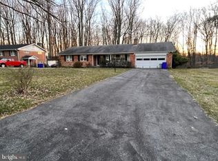 8937 Chapel Ave, Ellicott City, MD 21043