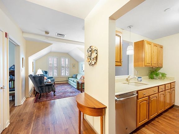 4th image of 7 Assinippi Ave Unit 306