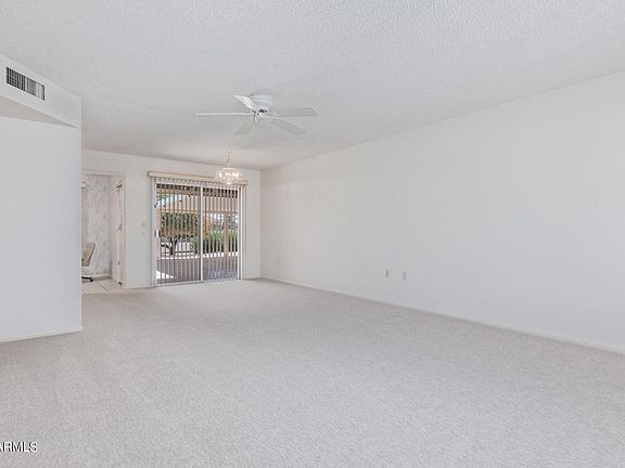 5th image of 9807 W REDWOOD Drive