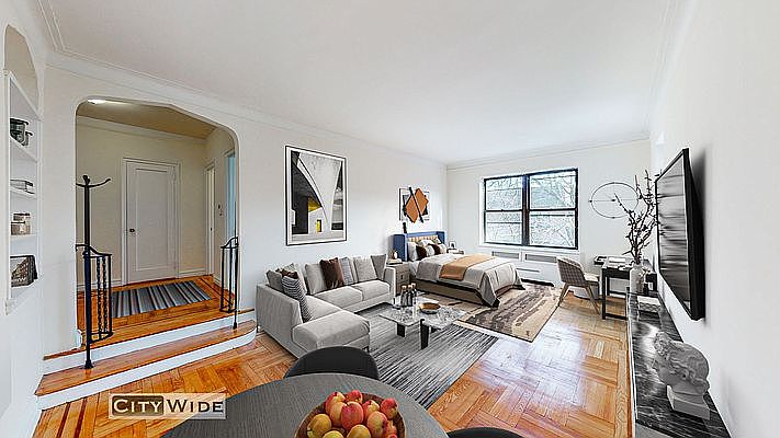 1st image of 4960 Broadway APT 4B