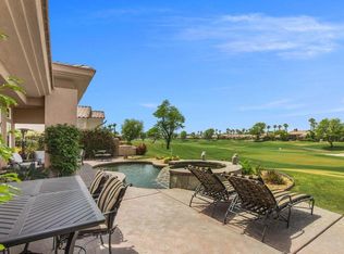 940 Hawk Hill Trl, Palm Desert, CA 92211