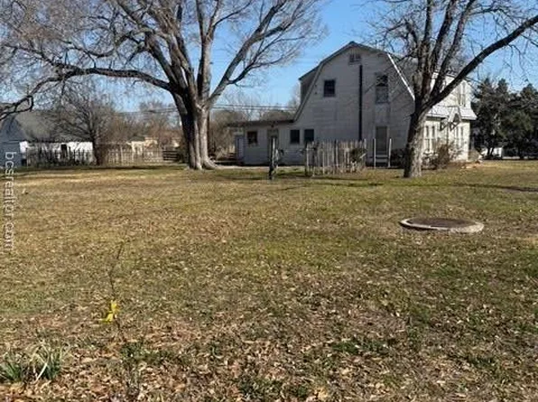 1212 E 28th St, Bryan, TX 77803