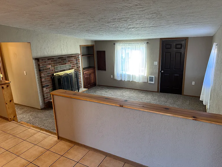 525 H St SE — Photo 14
