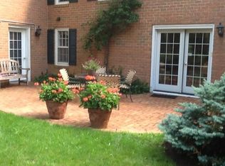 520 Marys Ln, Lewisburg, WV 24901