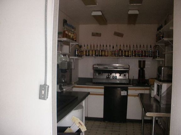 5th image of 537 Gaffney Rd