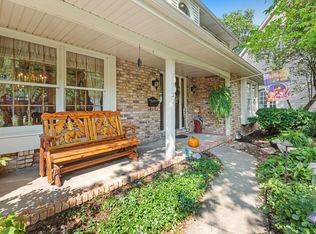 1007 Shimer Ct, Naperville, IL 60565