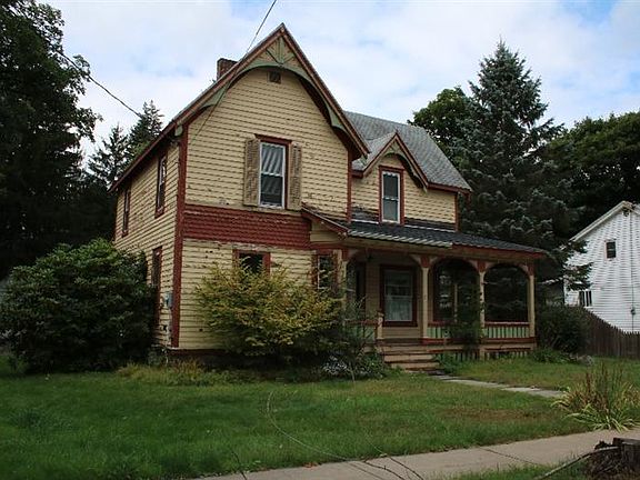 3rd image of 16 William St