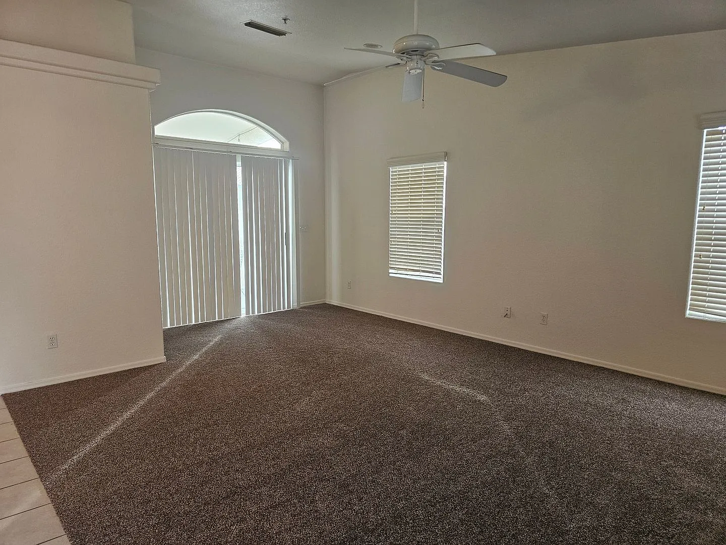 Unfurnished Long term — Photo 3