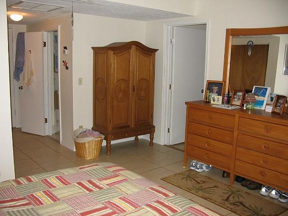 4th image of 3300 S Kanner Hwy APT 1