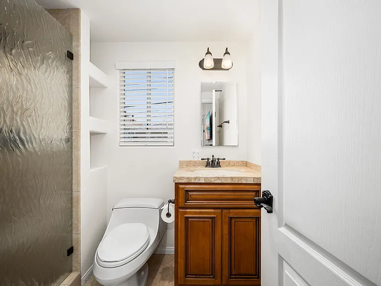 117 Marine Ave #B — Photo 11