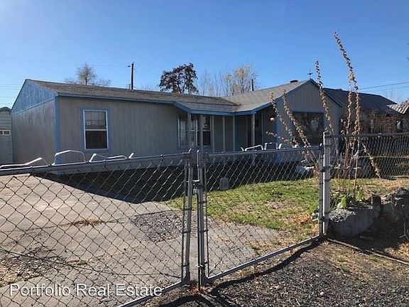 2nd image of 9781 Curry Dr NE