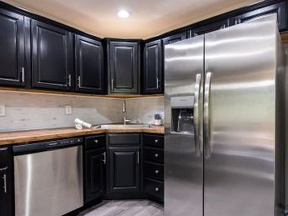 2nd image of 751 N Hite Ave APT 4