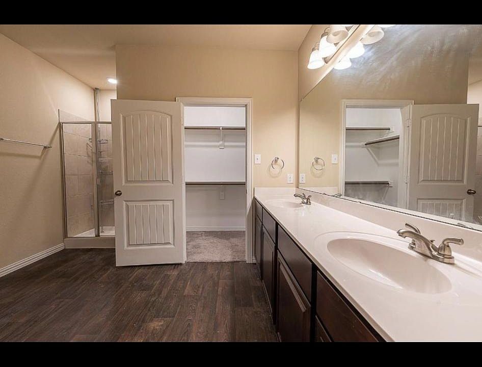 2nd image of 3641 Eagle Nest St
