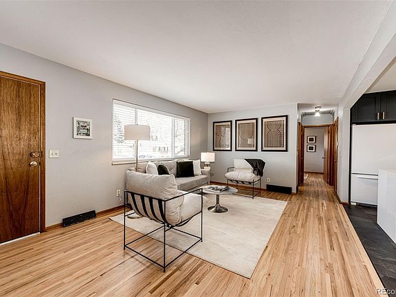 4th image of 1302 S Cape Way