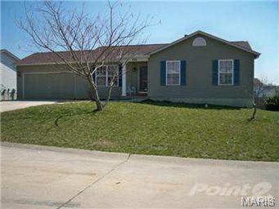 404 Santa Cruz Dr, Moscow Mills, MO, 63362