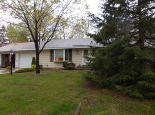 8698 Ingersoll Ave S, Cottage Grove, MN 55016