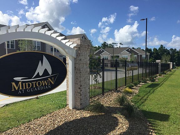 2nd image of 3904 Guardian Ave APT 2G