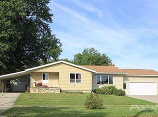 1461 Court Ave, Marengo, IA 52301
