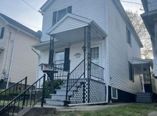 1004 Wallace St, Vandergrift, PA 15690