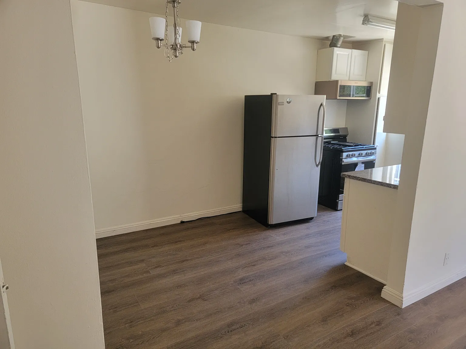 2 bed, 1.5 bath, $2,650 — Photo 2