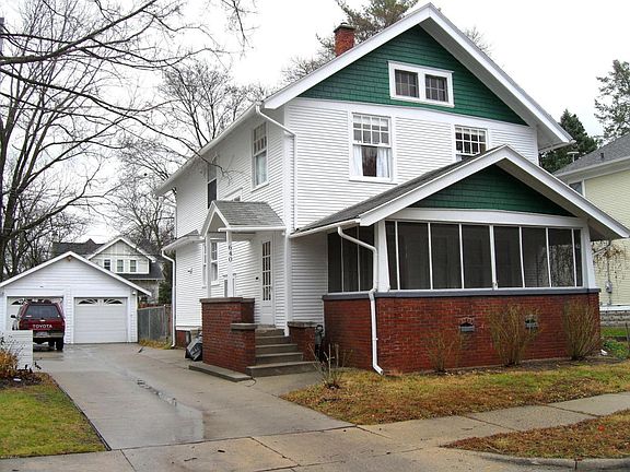 2nd image of 640 Rosewood Ave SE